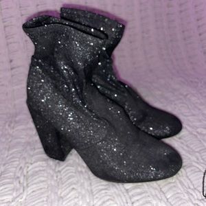 Black sparkly booties